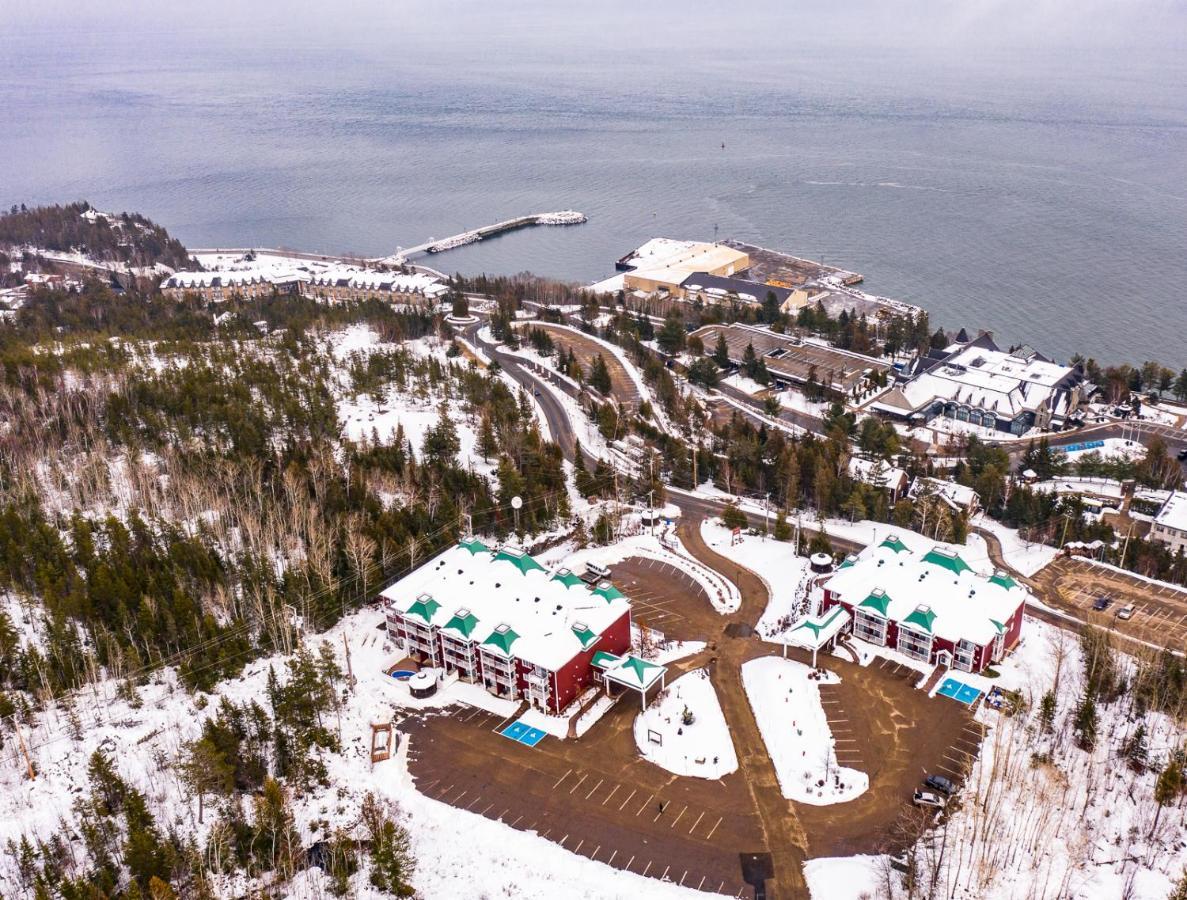 Les Pavillons Du Petit Manoir Du Casino Ξενοδοχείο La Malbaie Εξωτερικό φωτογραφία
