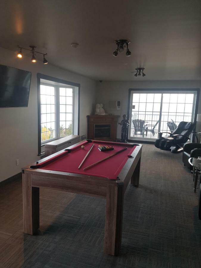 Les Pavillons Du Petit Manoir Du Casino Ξενοδοχείο La Malbaie Εξωτερικό φωτογραφία