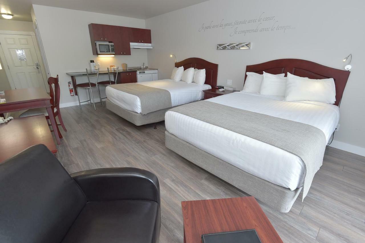 Les Pavillons Du Petit Manoir Du Casino Ξενοδοχείο La Malbaie Εξωτερικό φωτογραφία